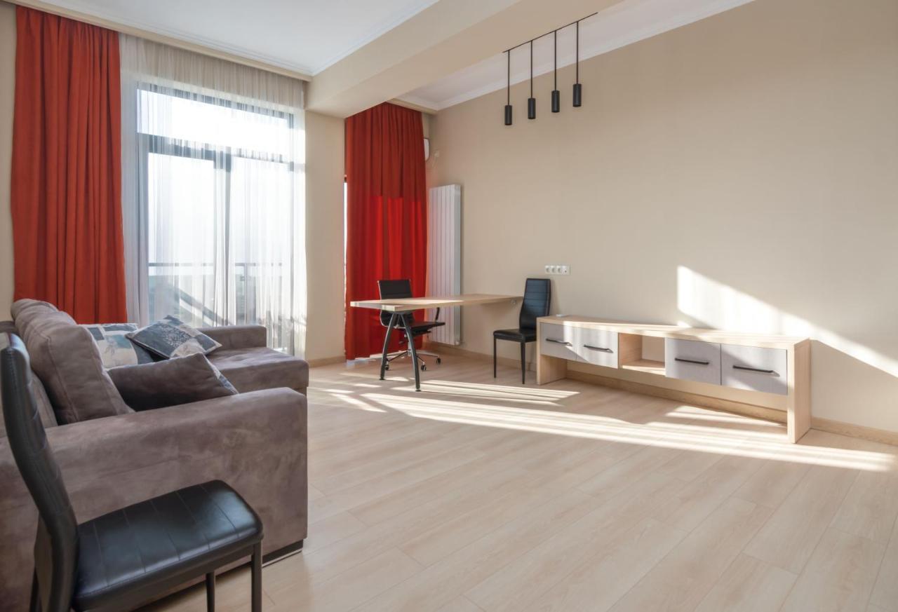 Hotel Alexandria Saguramo Extérieur photo