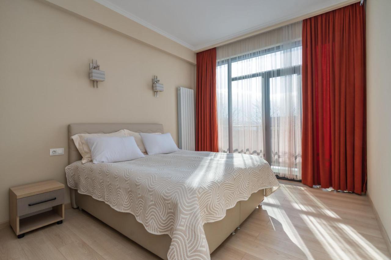 Hotel Alexandria Saguramo Extérieur photo