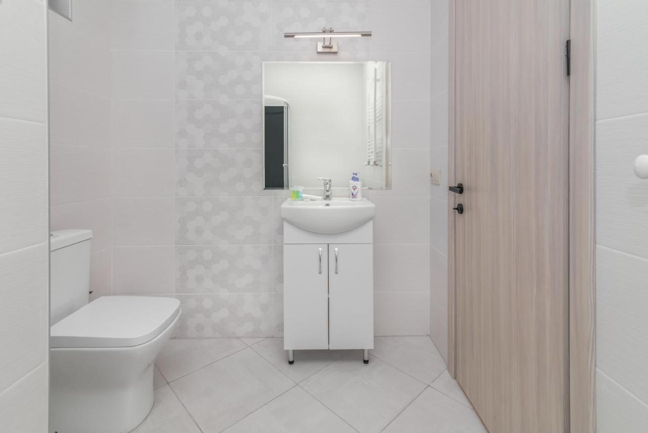 Hotel Alexandria Saguramo Extérieur photo