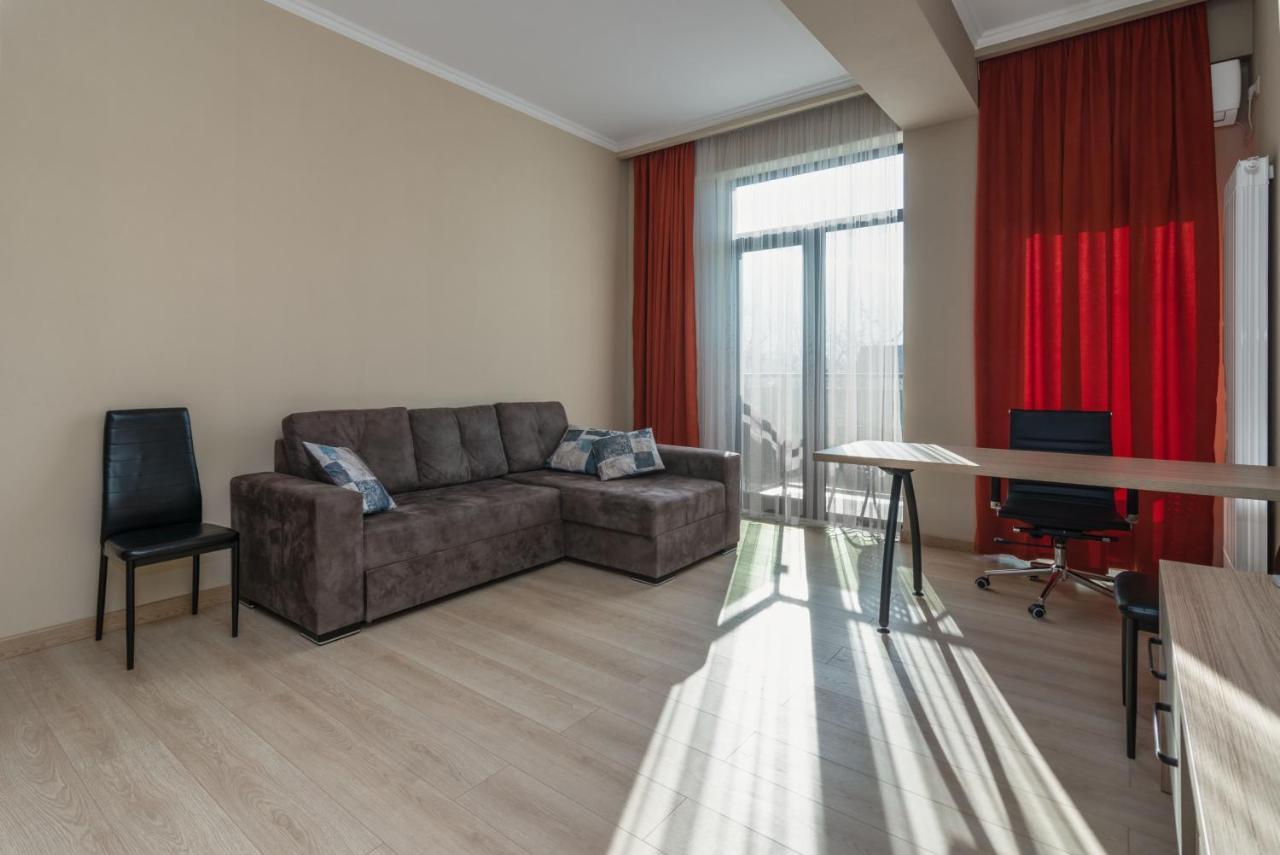 Hotel Alexandria Saguramo Extérieur photo