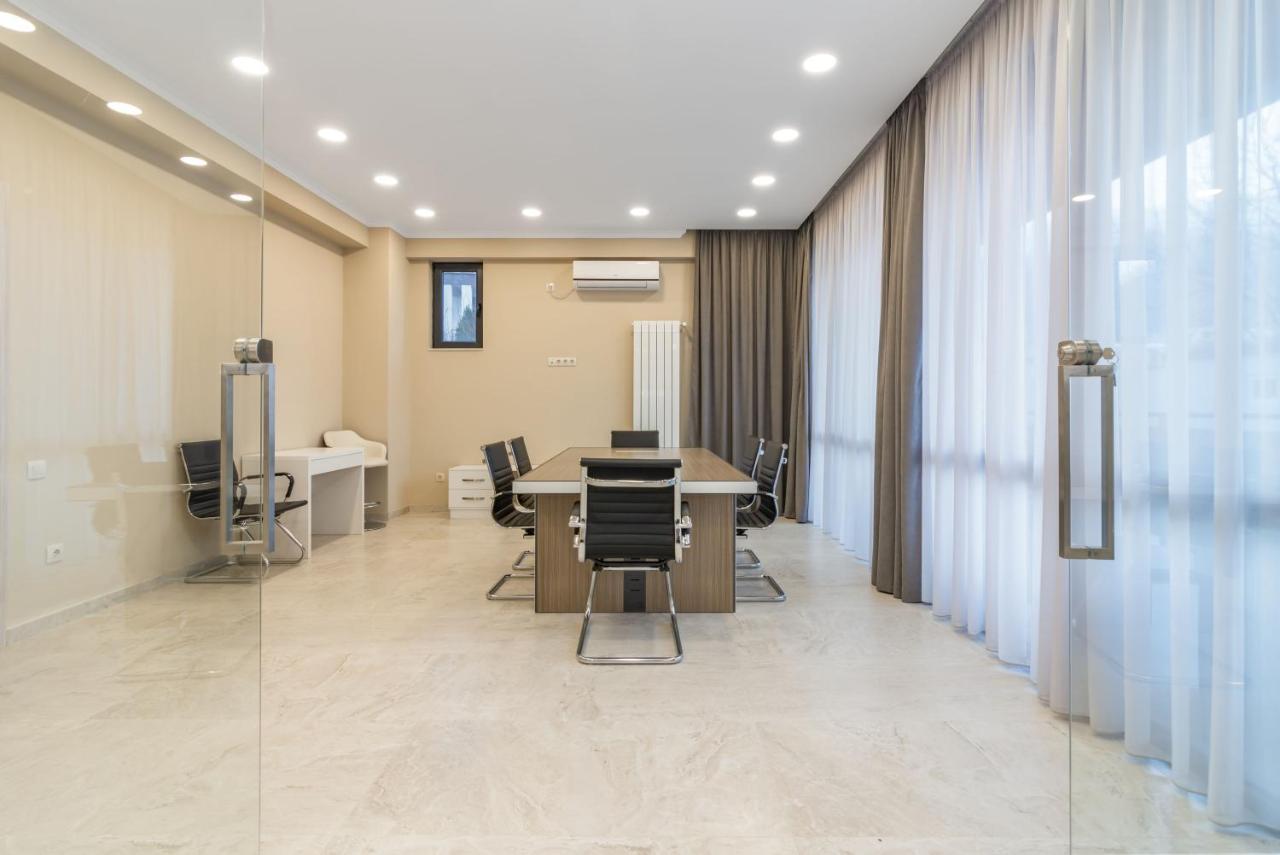Hotel Alexandria Saguramo Extérieur photo
